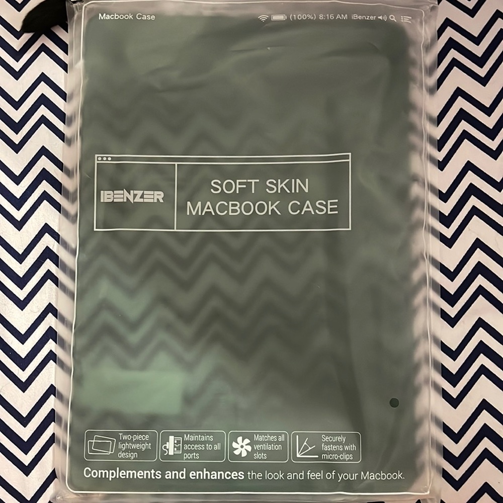 MacBook Case unknown size or style